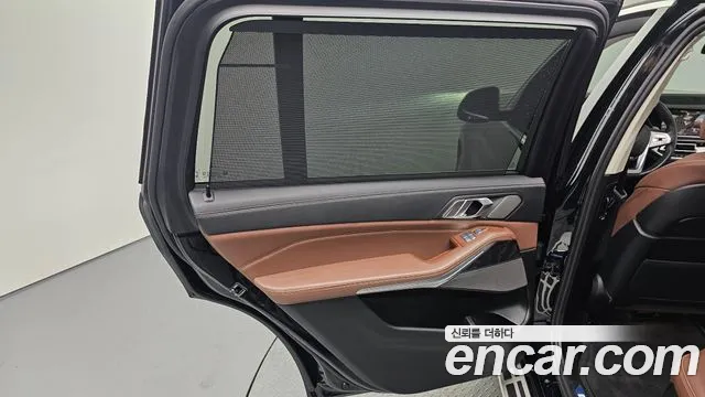 BMW X7 2021 — фото 15