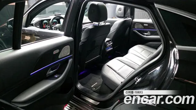 Mercedes-Benz GLE-Class 2021 — фото 16