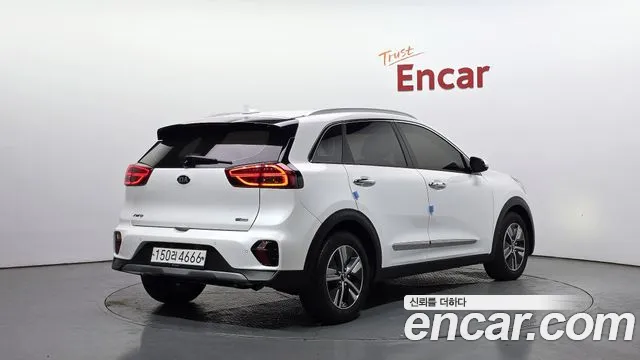 Kia Niro 2020 — фото 2