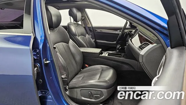 Hyundai Genesis 2015 — фото 16