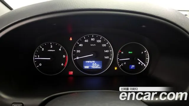 Hyundai Starex 2019 — фото 11