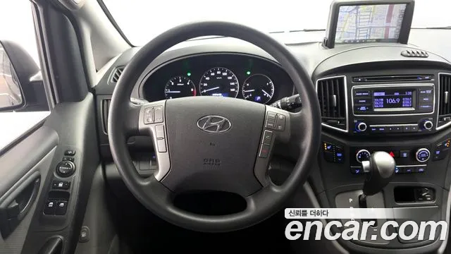 Hyundai Starex 2019 — фото 20