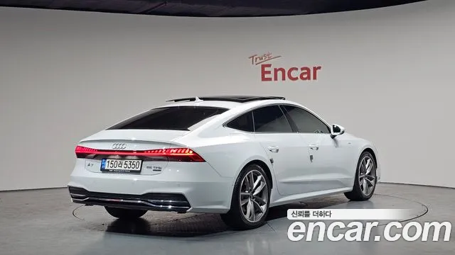 Audi A7 2021 — фото 2