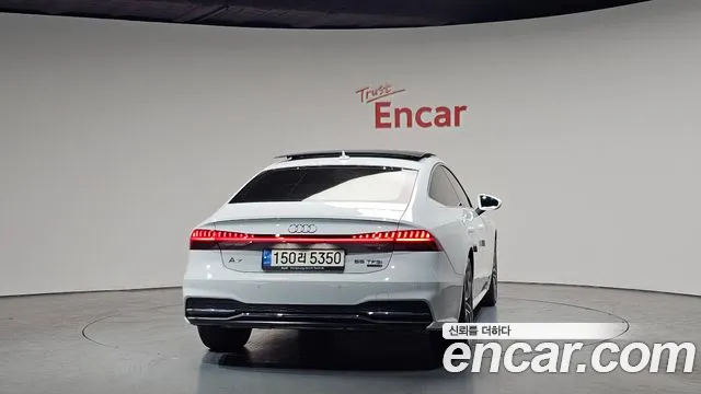 Audi A7 2021 — фото 4