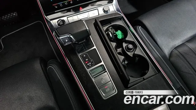 Audi A7 2021 — фото 12