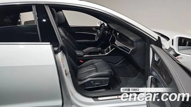 Audi A7 2021 — фото 16