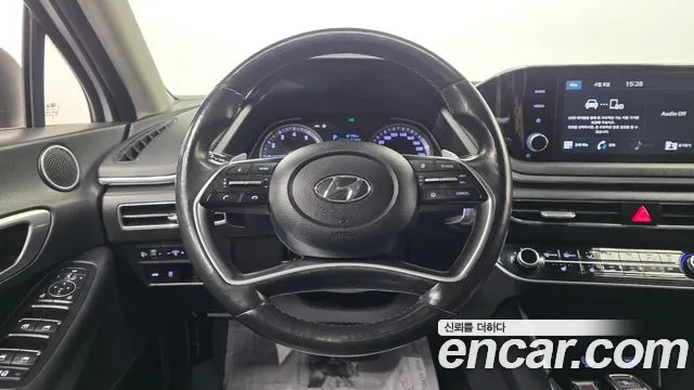 Hyundai Sonata 2020 — фото 16
