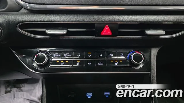 Hyundai Sonata 2020 — фото 19