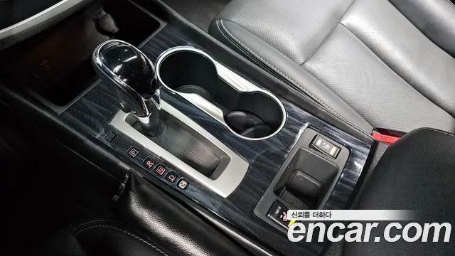 Nissan Altima 2017 — фото 12