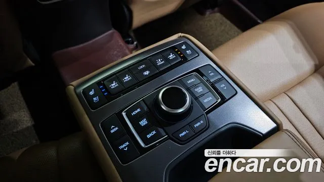 Hyundai Genesis 2015 — фото 19