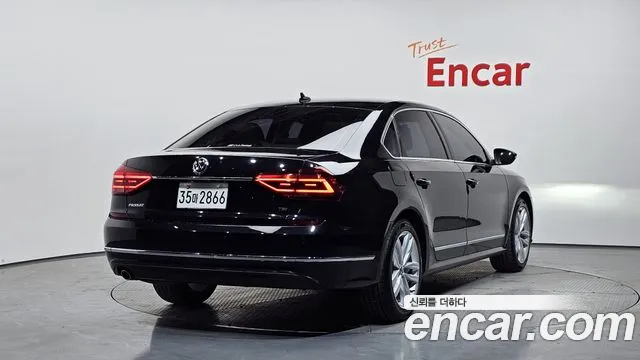 Volkswagen Passat 2018 — фото 2