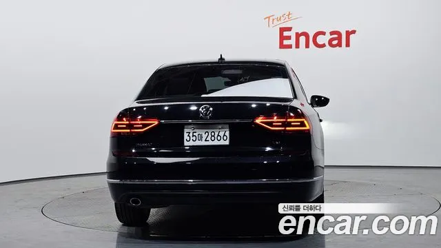 Volkswagen Passat 2018 — фото 4