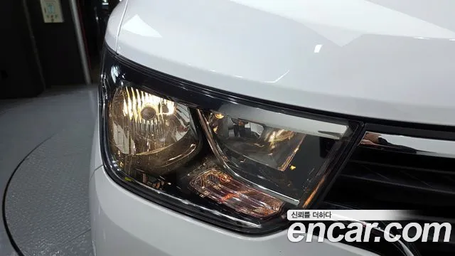 Hyundai Starex 2019 — фото 8