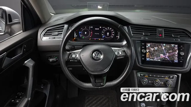 Volkswagen Tiguan 2020 — фото 19