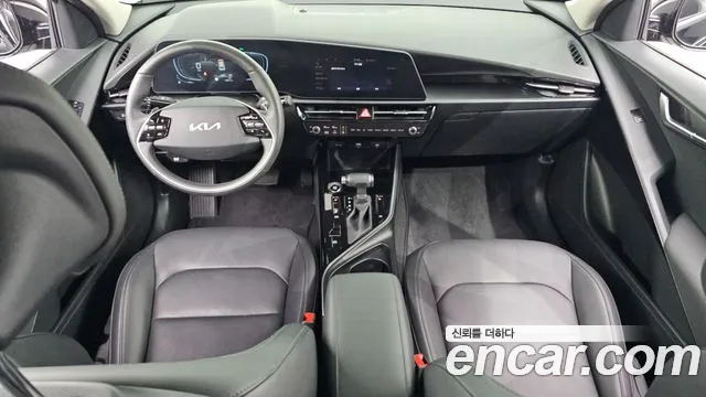Kia Niro 2024 — фото 10
