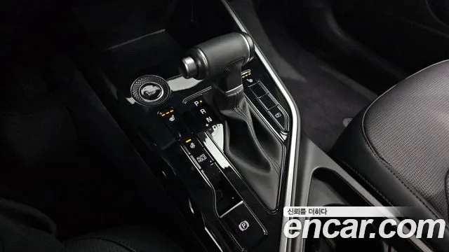 Kia Niro 2024 — фото 12