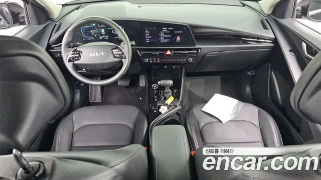 Kia Niro 2024 — фото 10