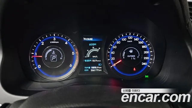 Hyundai i40 2015 — фото 8
