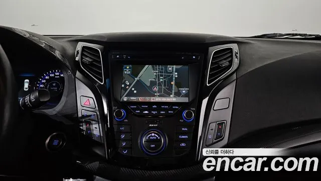 Hyundai i40 2015 — фото 13