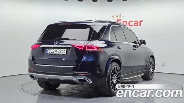 Mercedes-Benz GLE-Class 2022 — фото 2