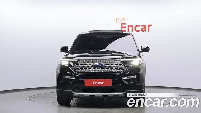 Ford Explorer 2021 — фото 3