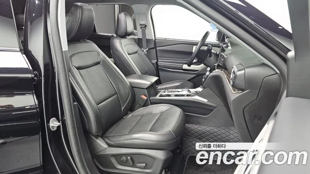 Ford Explorer 2021 — фото 11