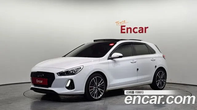 Hyundai i30 2018 — фото 1