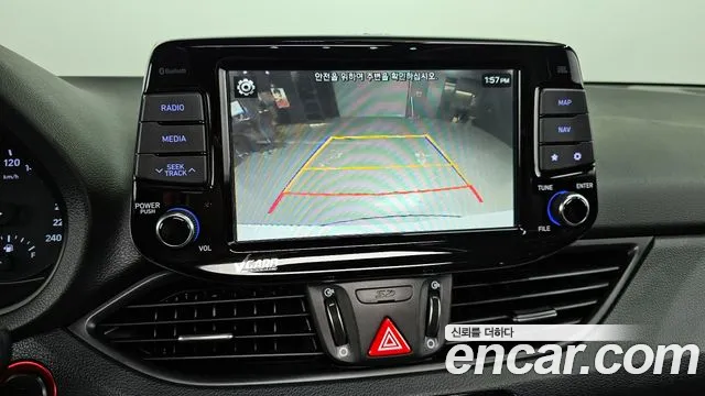 Hyundai i30 2018 — фото 16