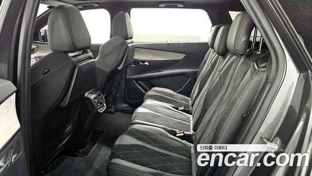Peugeot 5008 2020 — фото 16