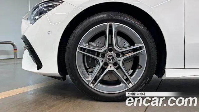 Mercedes-Benz CLA-Class 2025 — фото 5