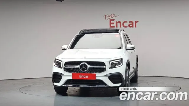 Mercedes-Benz GLB-Class 2023 — фото 3