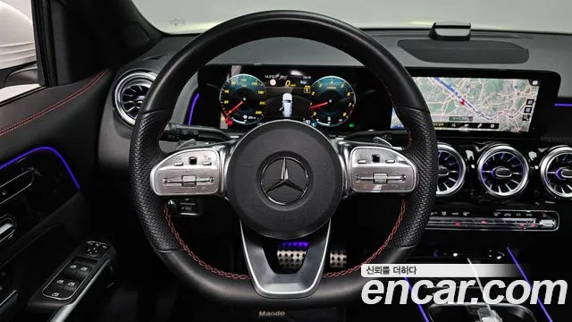 Mercedes-Benz GLB-Class 2023 — фото 18