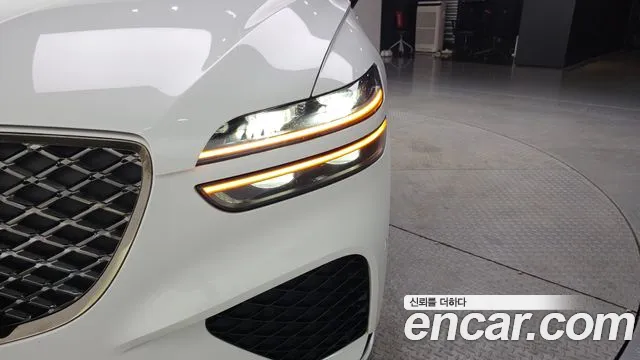 Genesis GV70 2022 — фото 8