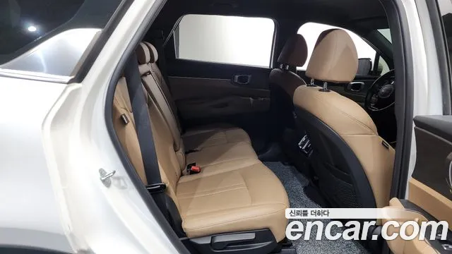 Kia Sorento 2024 — фото 16