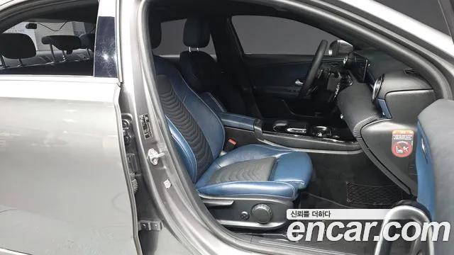 Mercedes-Benz A-Class 2020 — фото 17