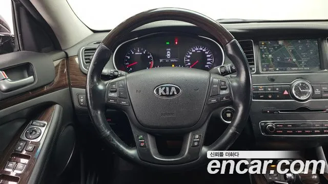 Kia K7 2016 — фото 13