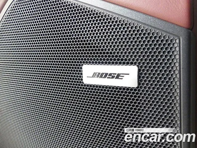 Porsche Cayenne 2024 — фото 17