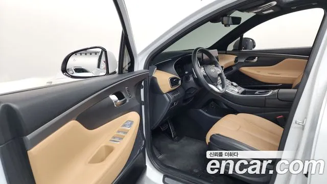 Hyundai Santafe 2022 — фото 13