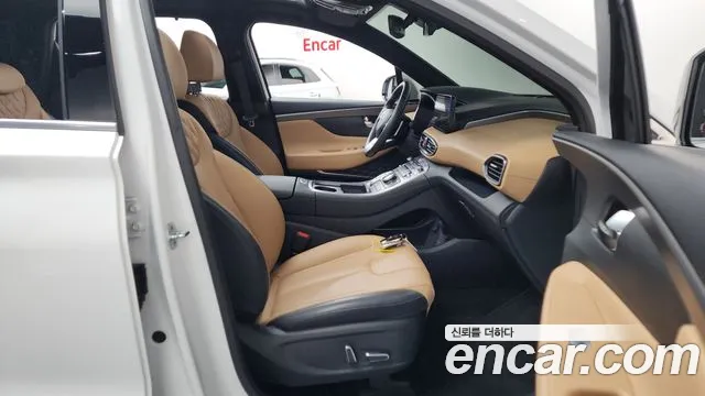 Hyundai Santafe 2022 — фото 17