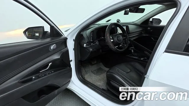 Hyundai AVANTE 2021 — фото 10