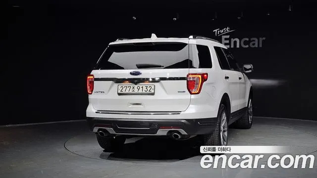 Ford Explorer 2018 — фото 4