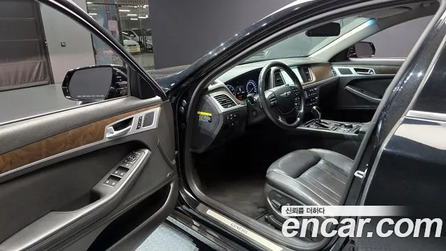 Hyundai Genesis 2015 — фото 10