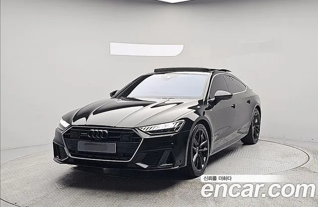 Audi A7 2021 — фото 1