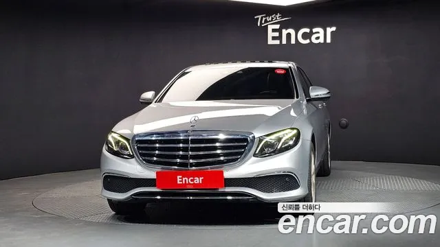 Mercedes-Benz E-Class 2018 — фото 3