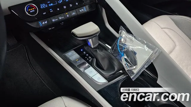Hyundai AVANTE 2021 — фото 12