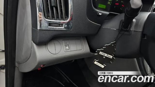Hyundai Starex 2010 — фото 17