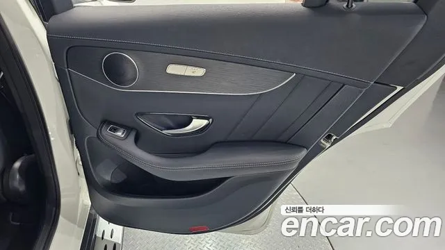 Mercedes-Benz GLC-Class 2022 — фото 15