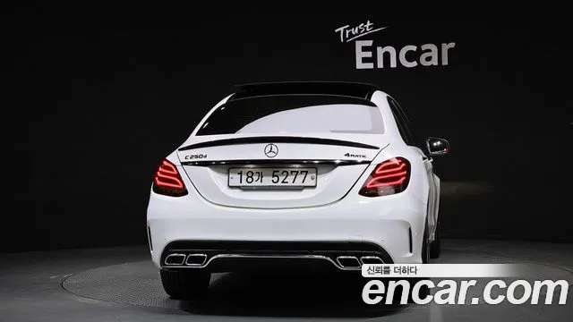 Mercedes-Benz C-Class 2017 — фото 4