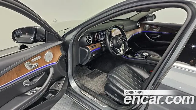 Mercedes-Benz E-Class 2020 — фото 10