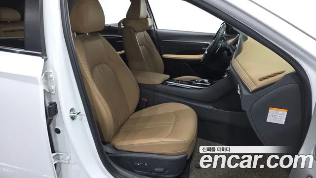 Hyundai Sonata 2022 — фото 18